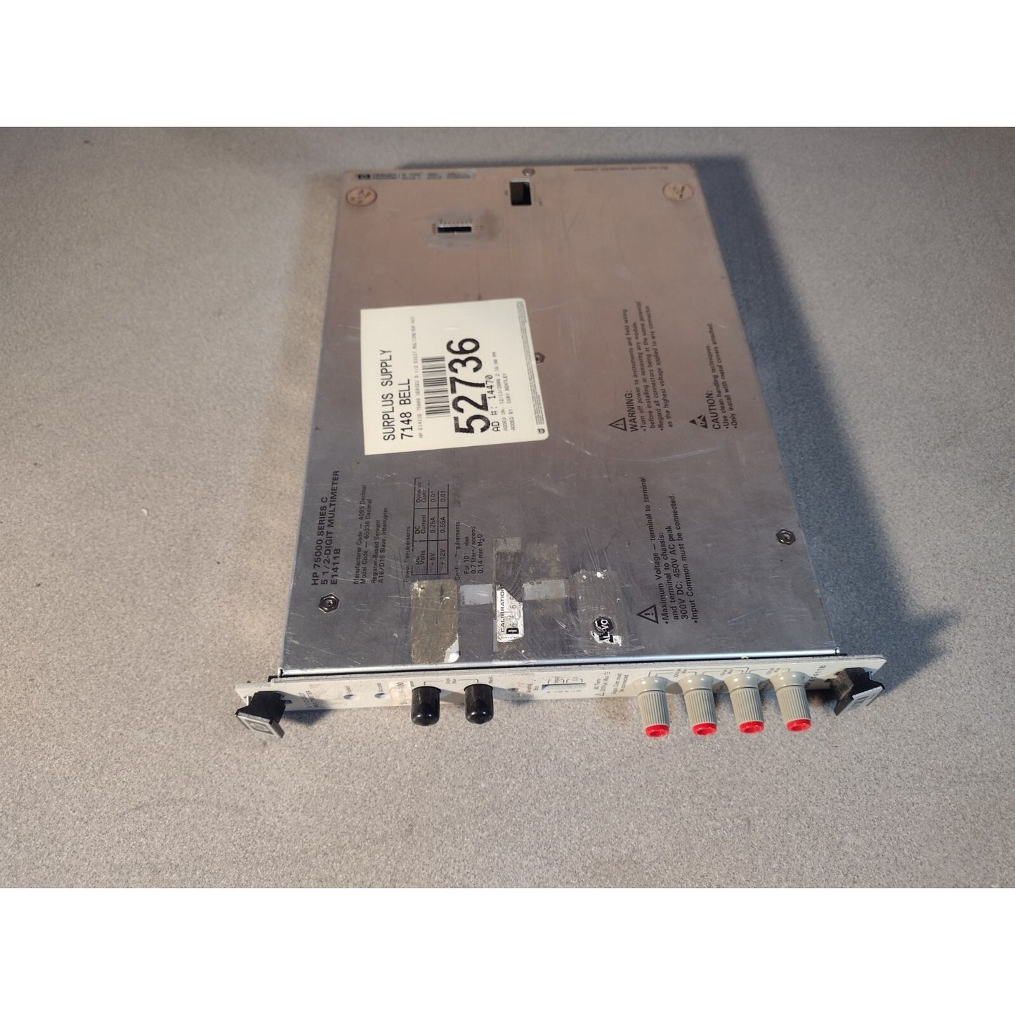 HP E1411B 75000 SERIES 5-1/2-DIGIT MULTIMETER top of unit