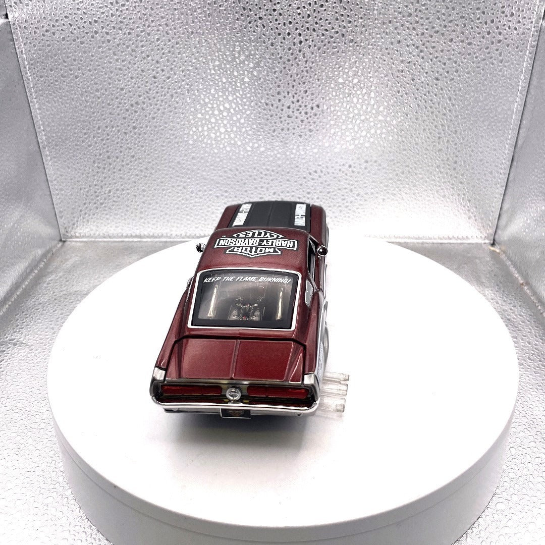 Maisto 1967 Ford Mustang GT Harley Davidson, Scale: 1/24, No. 01625 back end/trunk view