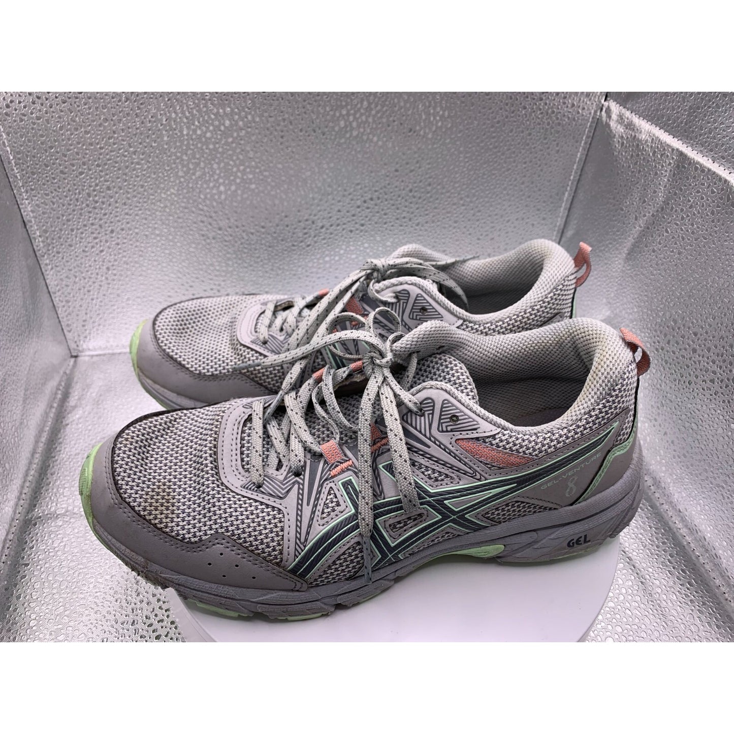 Used Asics Gel-Venture 8 Running Sneakers Womens Size 7.5 top/side view