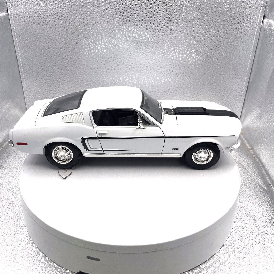 Maisto 1968 Ford Mustang GT White Die Cast, Scale: 1/18, No. 11330 passenger side view
