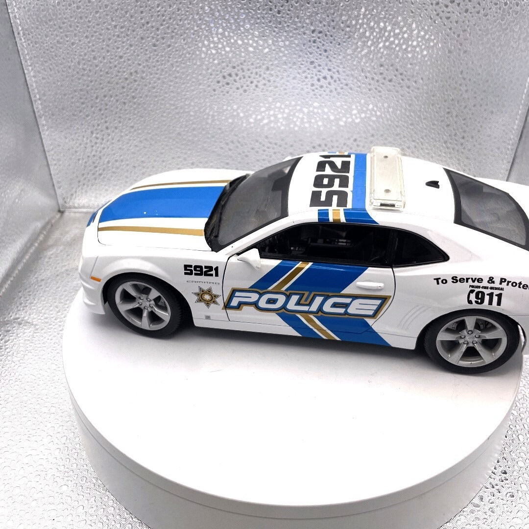 Maisto 2010 Chevrolet Camaro White Police Die Cast, Scale: 1/18 11336 driver's side view