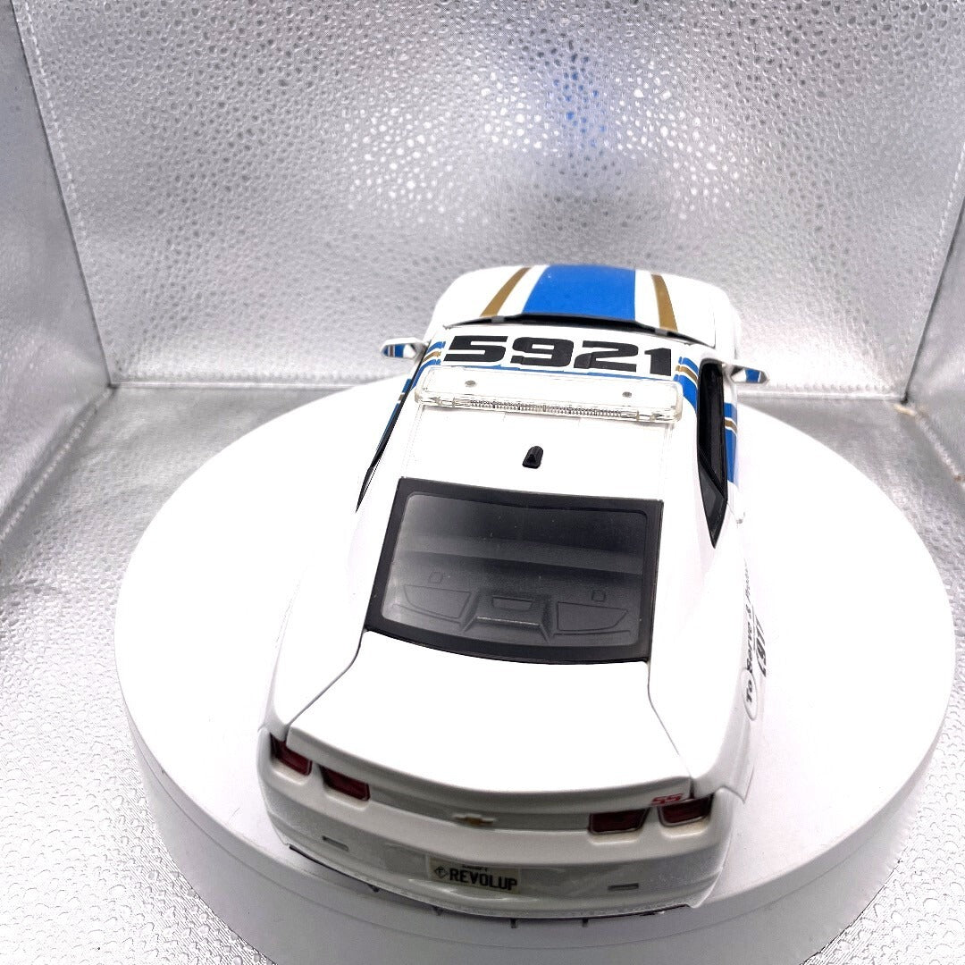 Maisto 2010 Chevrolet Camaro White Police Die Cast, Scale: 1/18 11336 rear view