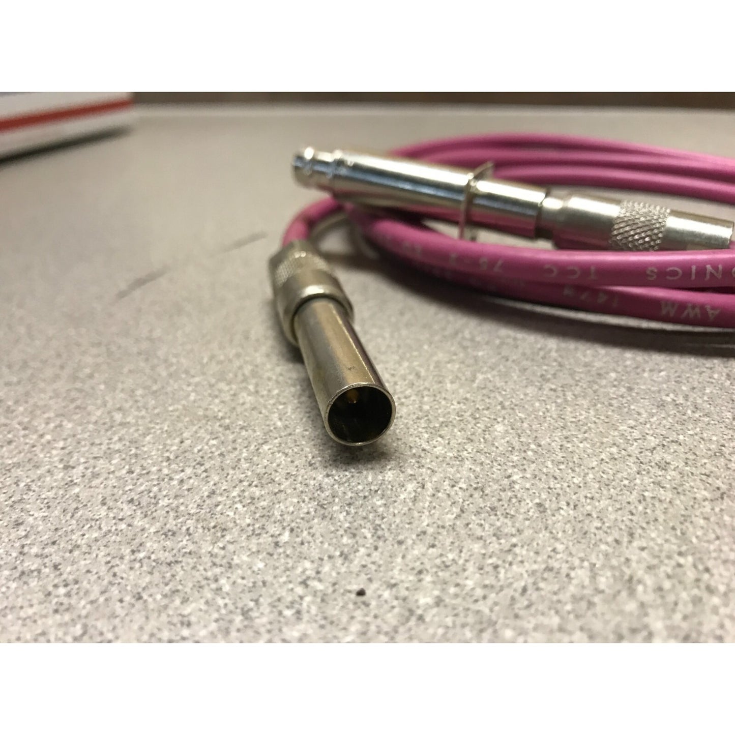 Trompeter Electronics 6ft cable E-2434O with adapter connector closeup