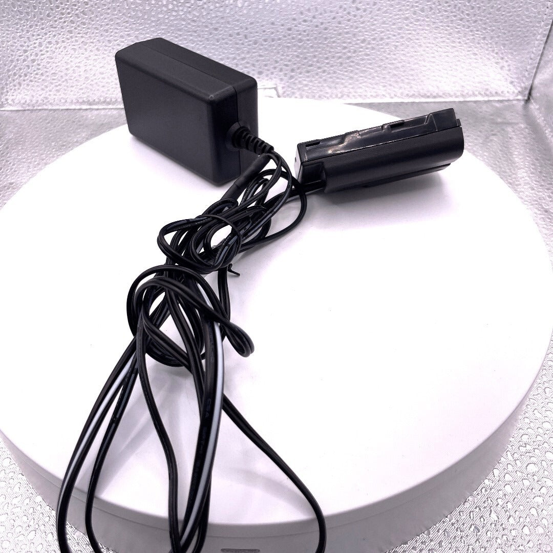 Triad Switching Mode Power Supply WSU120-2000 back side view with cables