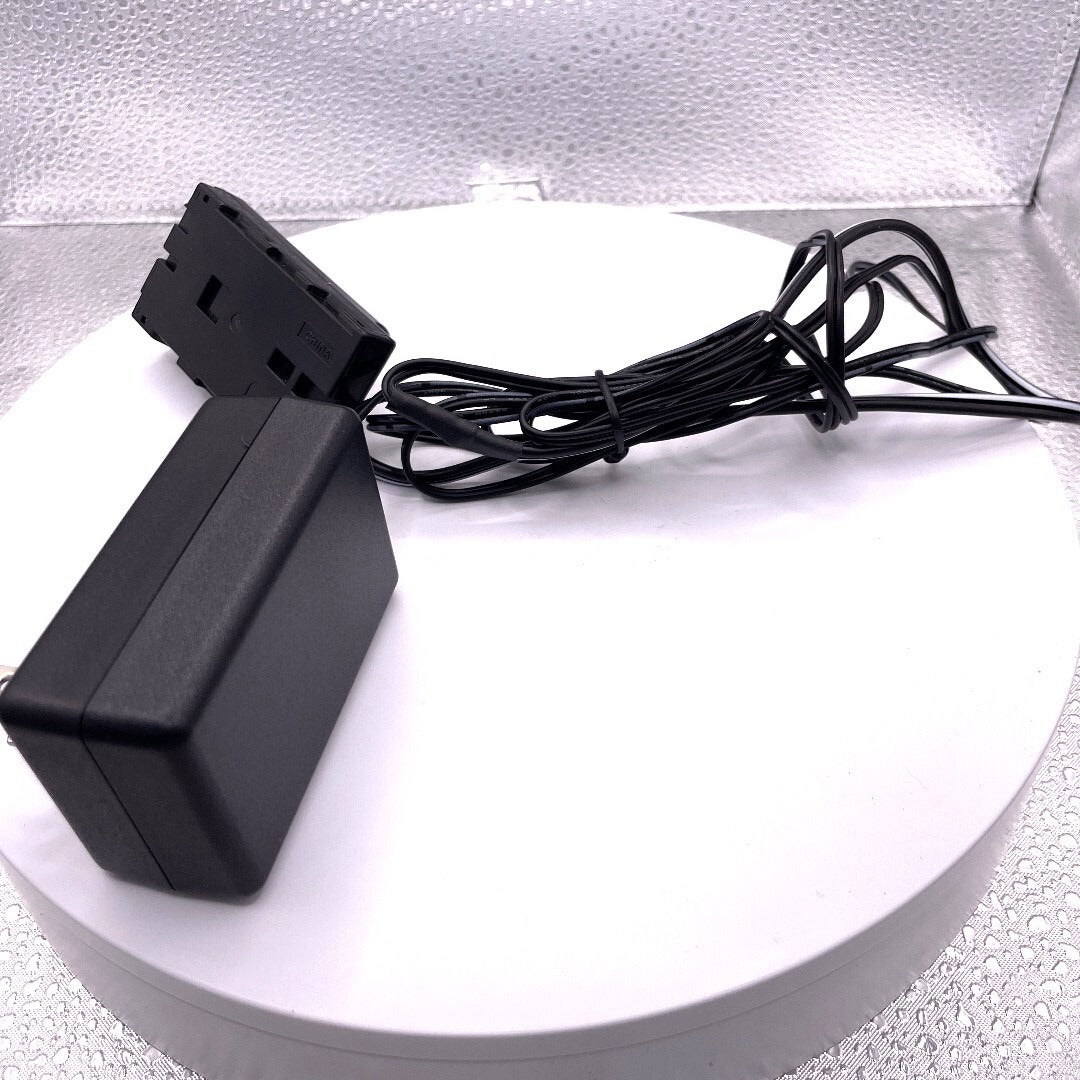 Triad Switching Mode Power Supply WSU120-2000 front/top view