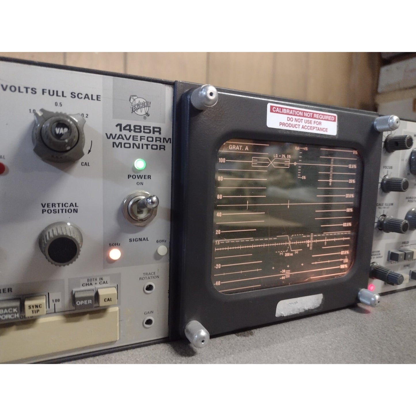 Tektronix 1485R Waveform Monitor side view of front panel controls