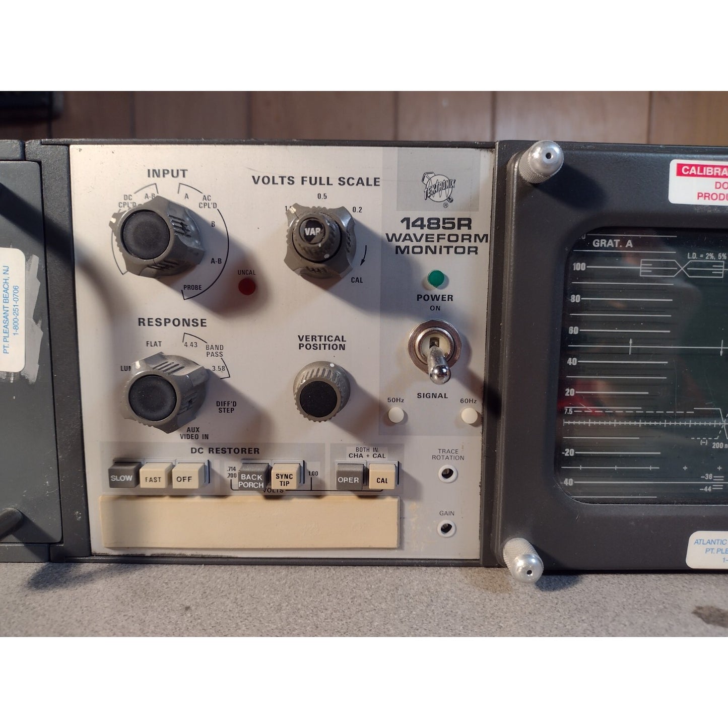 Tektronix 1485R Waveform Monitor front panel controls closeup