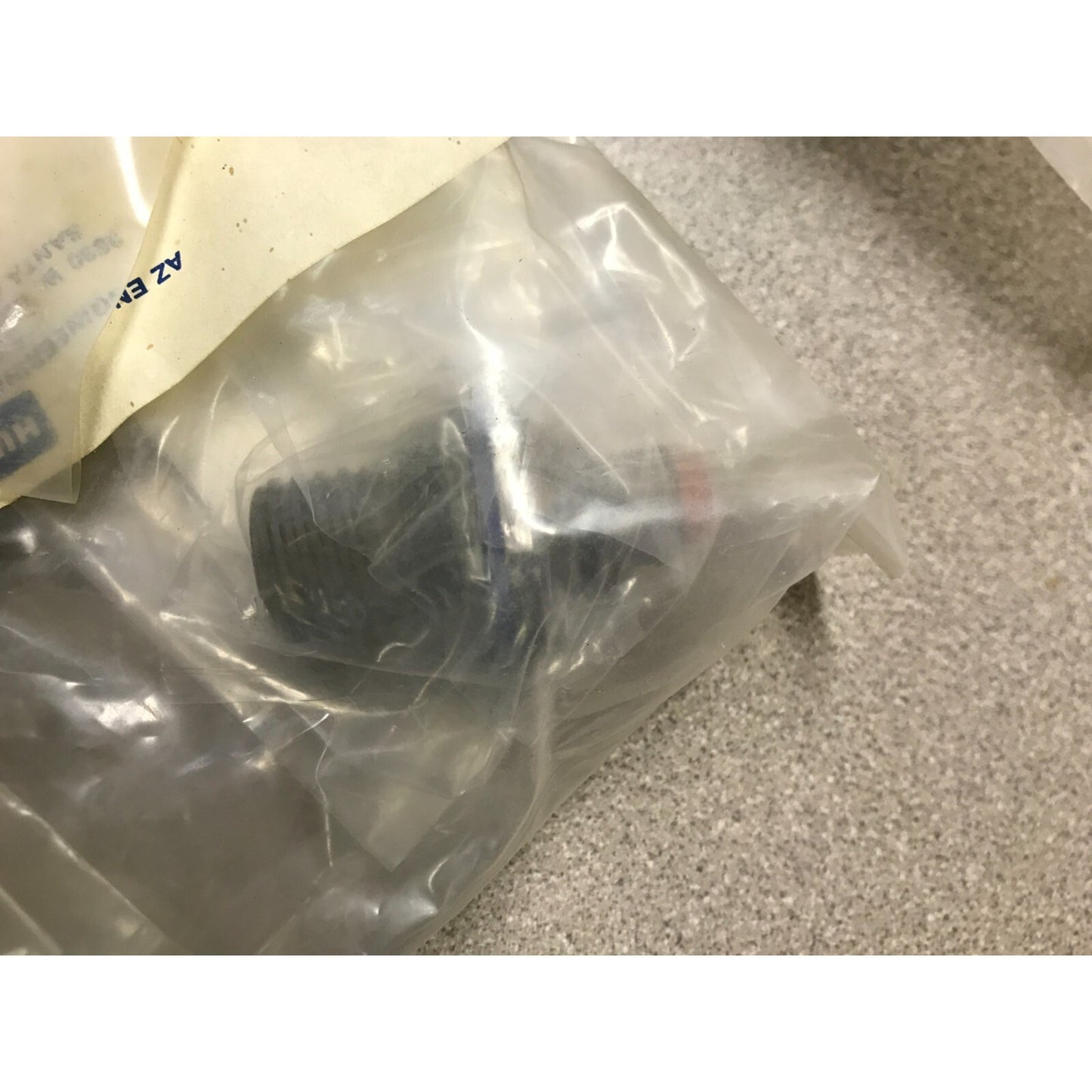 Hughes Circular Connector Assembly M28840/14AA1S1 in package