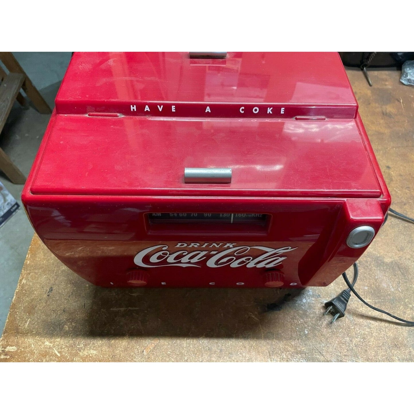 Coca-Cola Cooler Radio AM/FM Cassette Player Red (OTR-1949 Randix Vtg Old-Tyme) top view