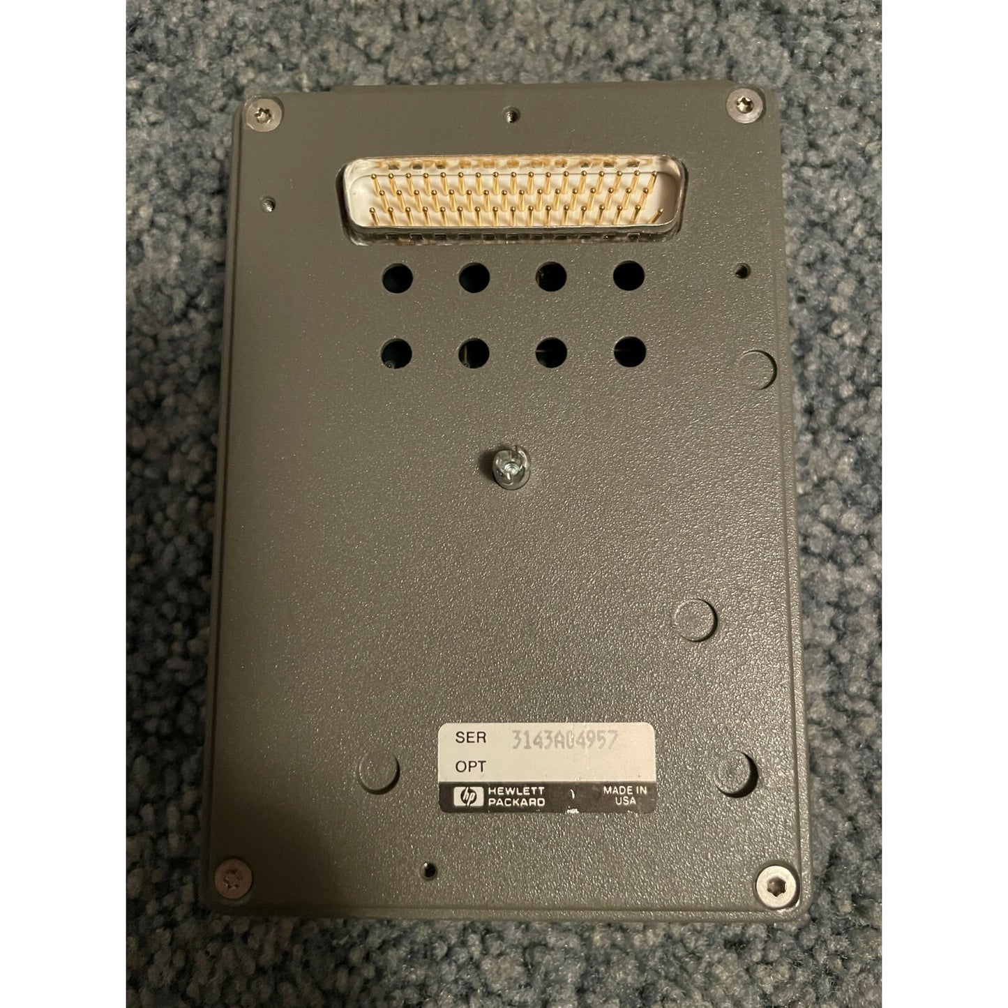 HP 85620A MASS MEMORY MODULE for Spectrum Analyzer back view with connection and product label