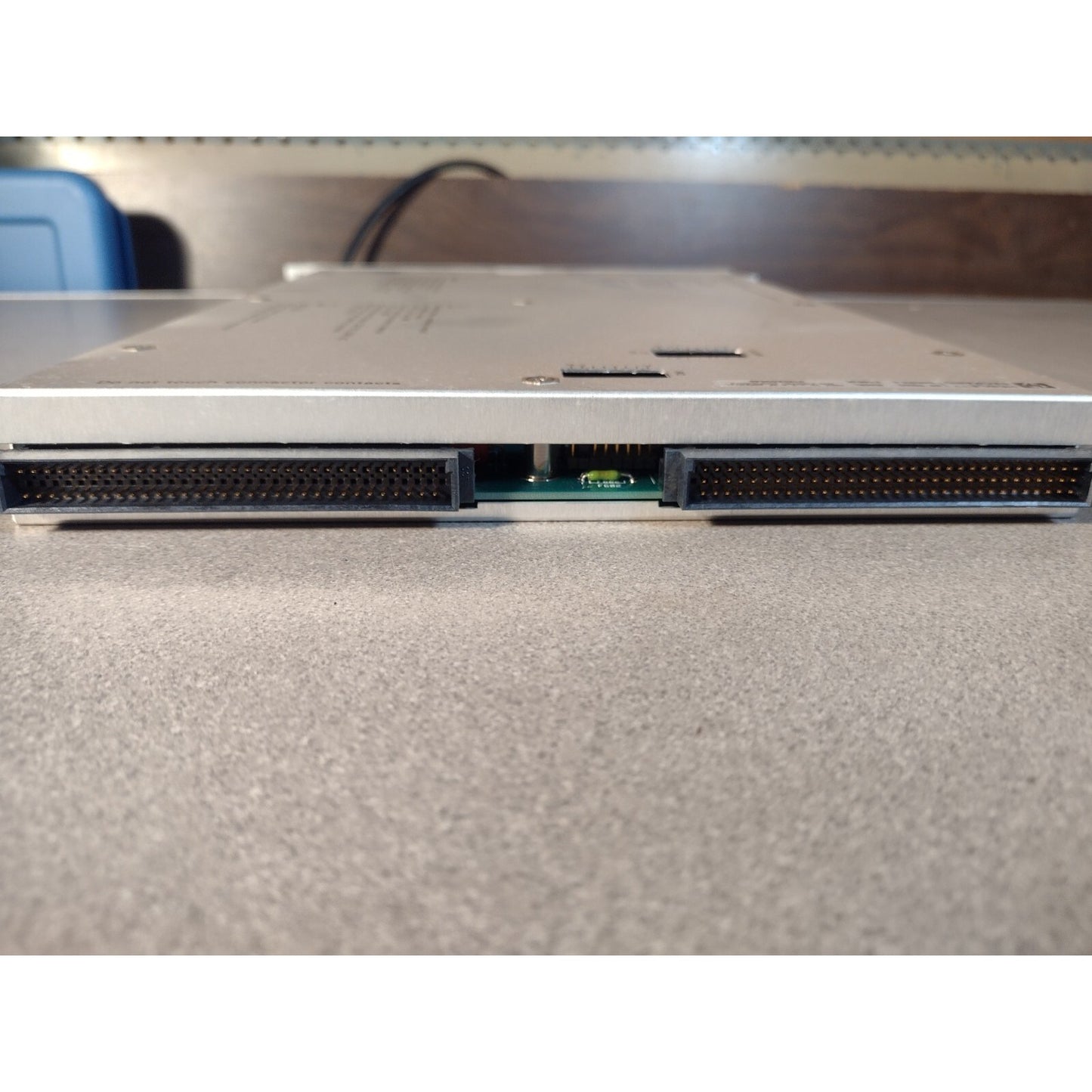 AGILENT HP E1463A 32-Channel, Amp, Form C VXI Switch back panel closeup