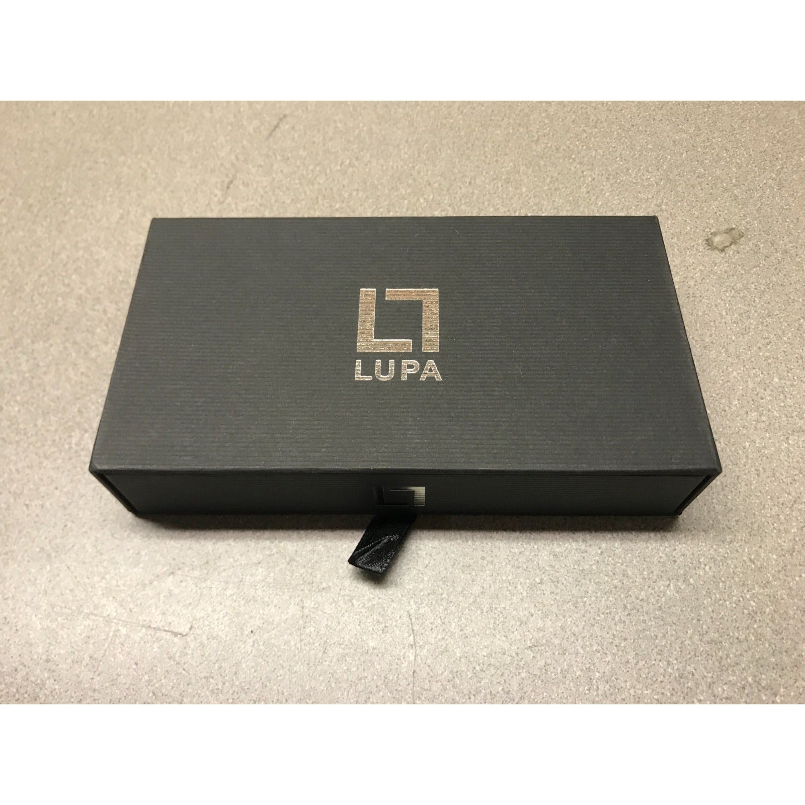 Leather iPhone 8 Wallet Case and Screen Protector Burgundy Lupalegacy front of box with Lupa logo