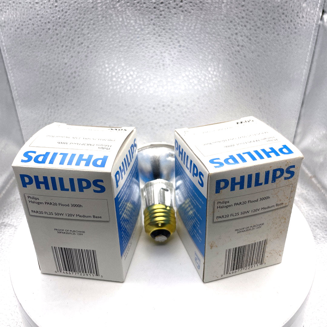 Philips Halogen PAR20 Flood Light Bulb 50W 3000h 120V Lot of 2 Bulbs back of bulb/box
