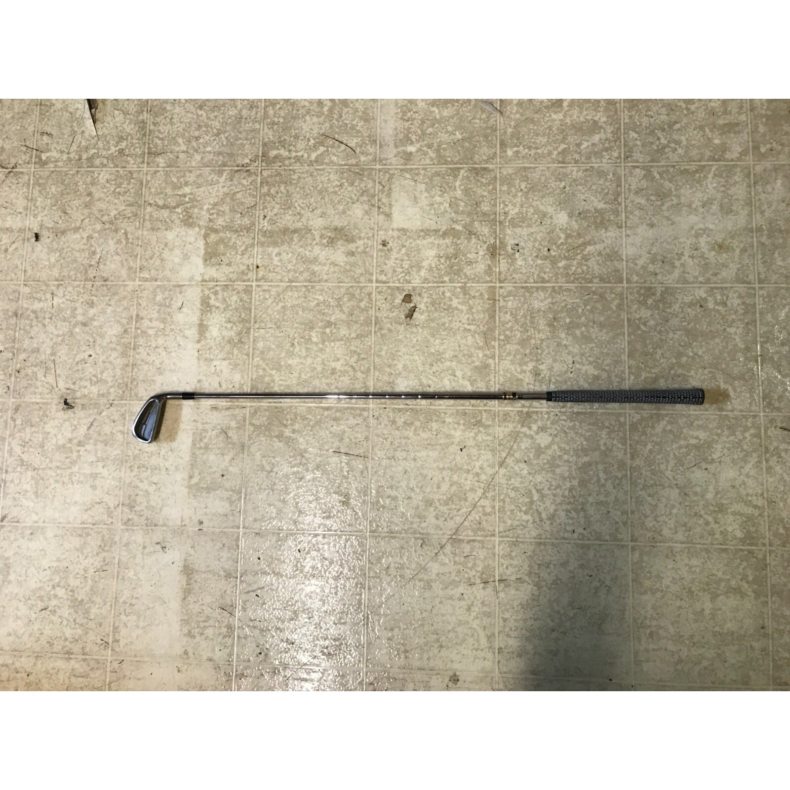 Titleist 4 Iron Golf Club 804 OS NS PRO.970 39in full lenght view