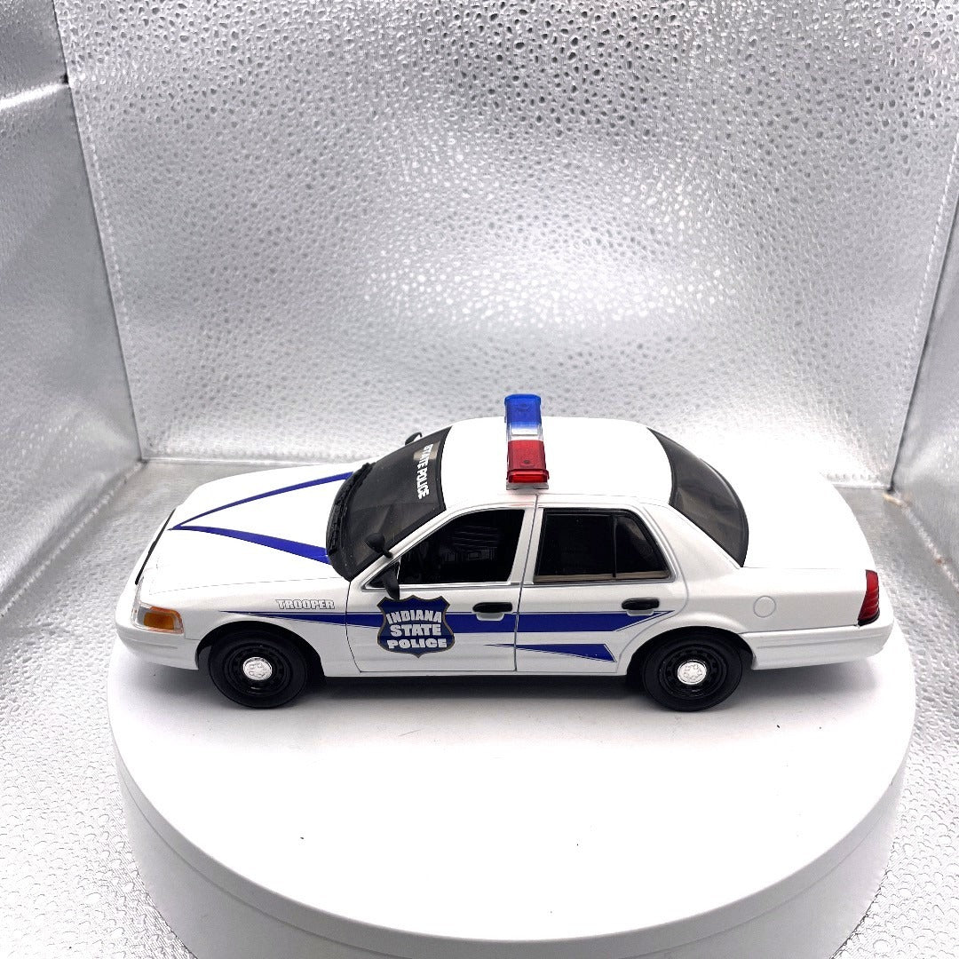 Greenlight 2008 Ford Crown Victoria Indiana State Police Die Cast, Scale: 1/24 drivers side view
