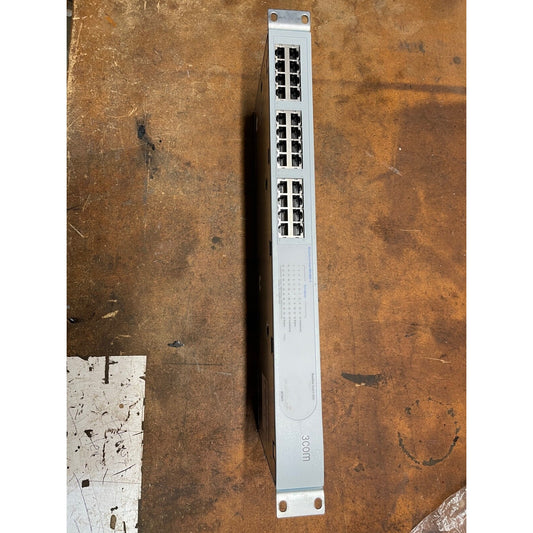 3Com Baseline Switch 2024 front panel view