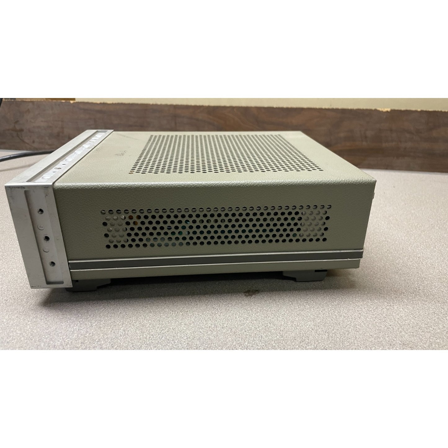 HP 11713A Attenuator/Switch Driver side view
