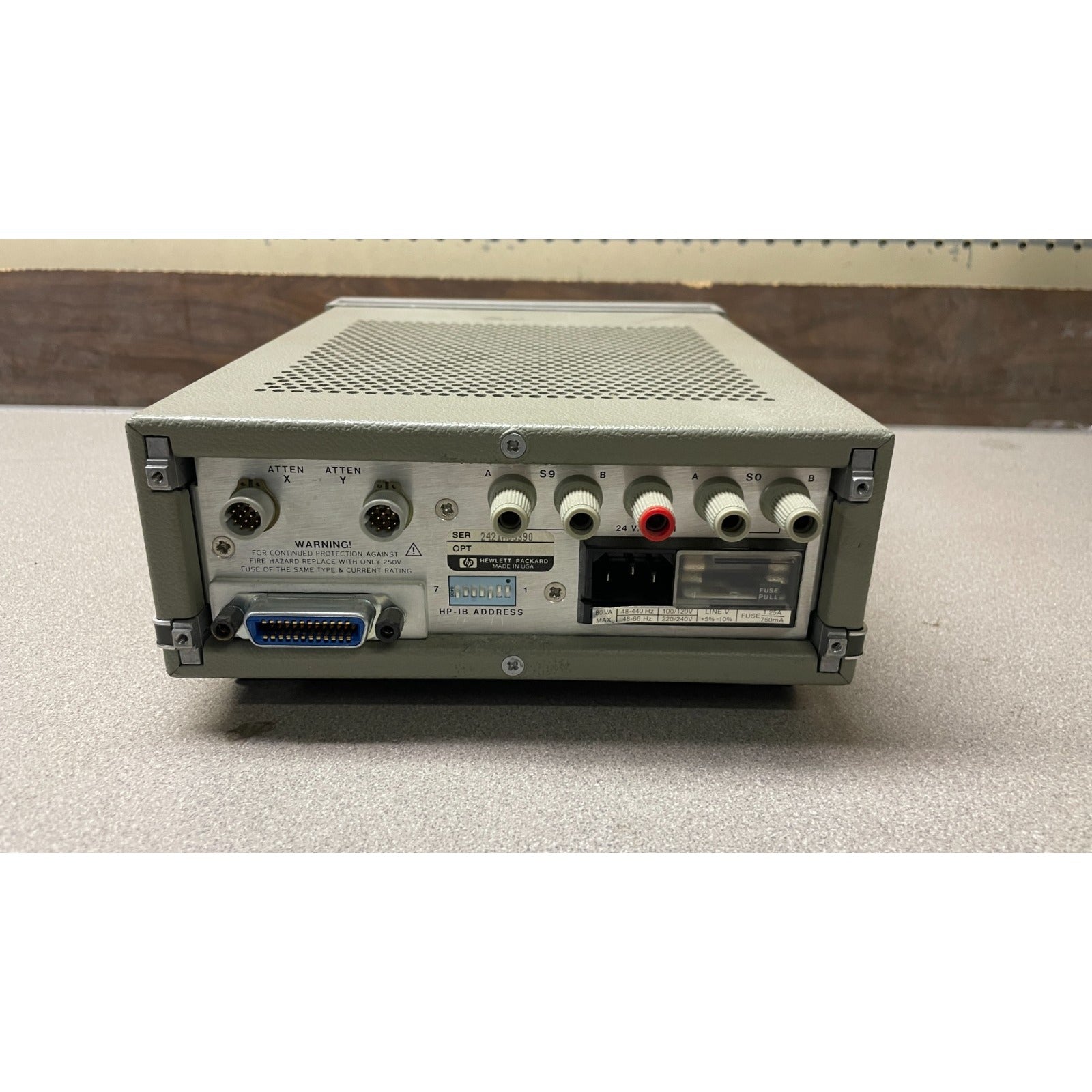 HP 11713A Attenuator/Switch Driver back panel view