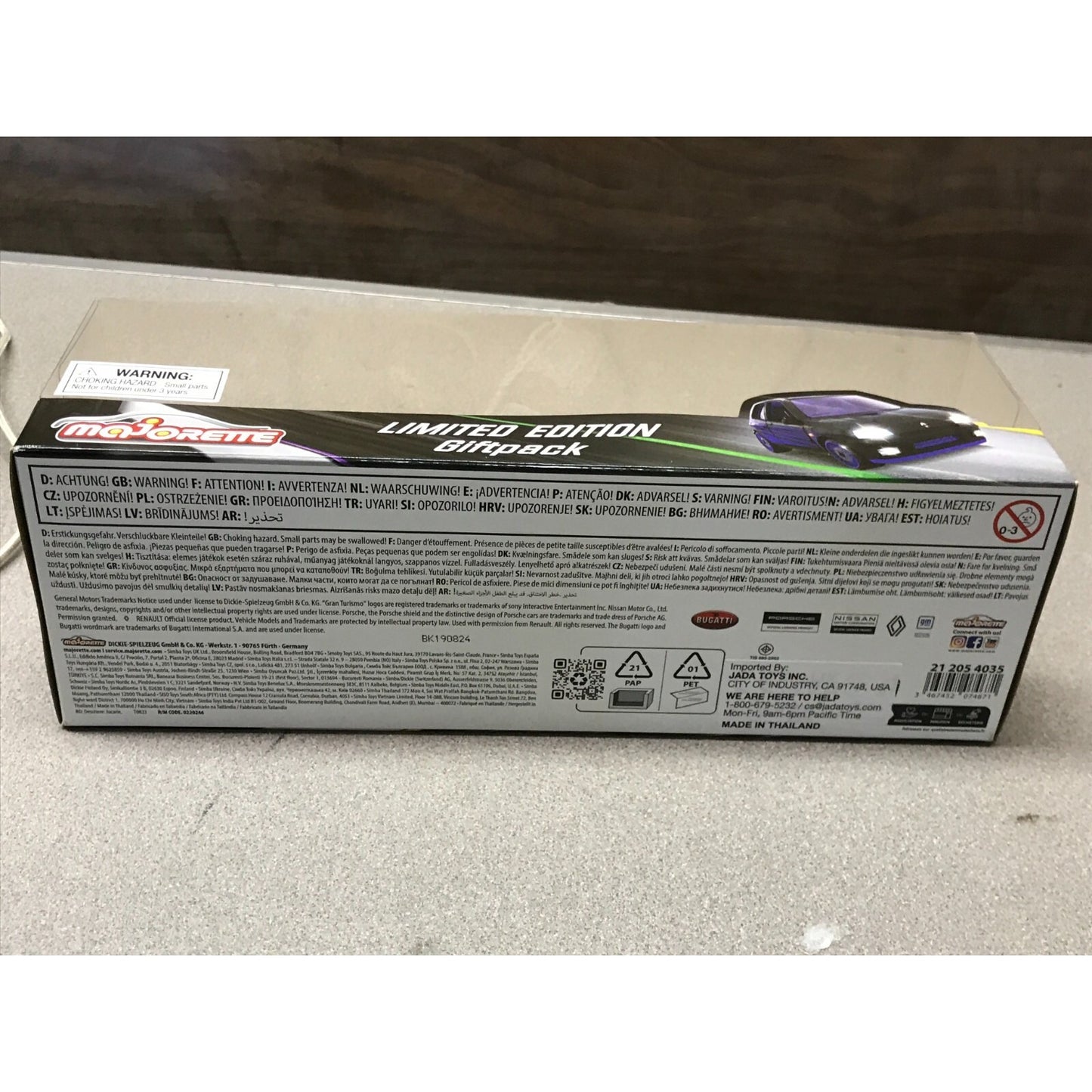 Majorette Series 10 Limited Edition Gift Pack, Porsche 911 GT3, GT-R bottom of package