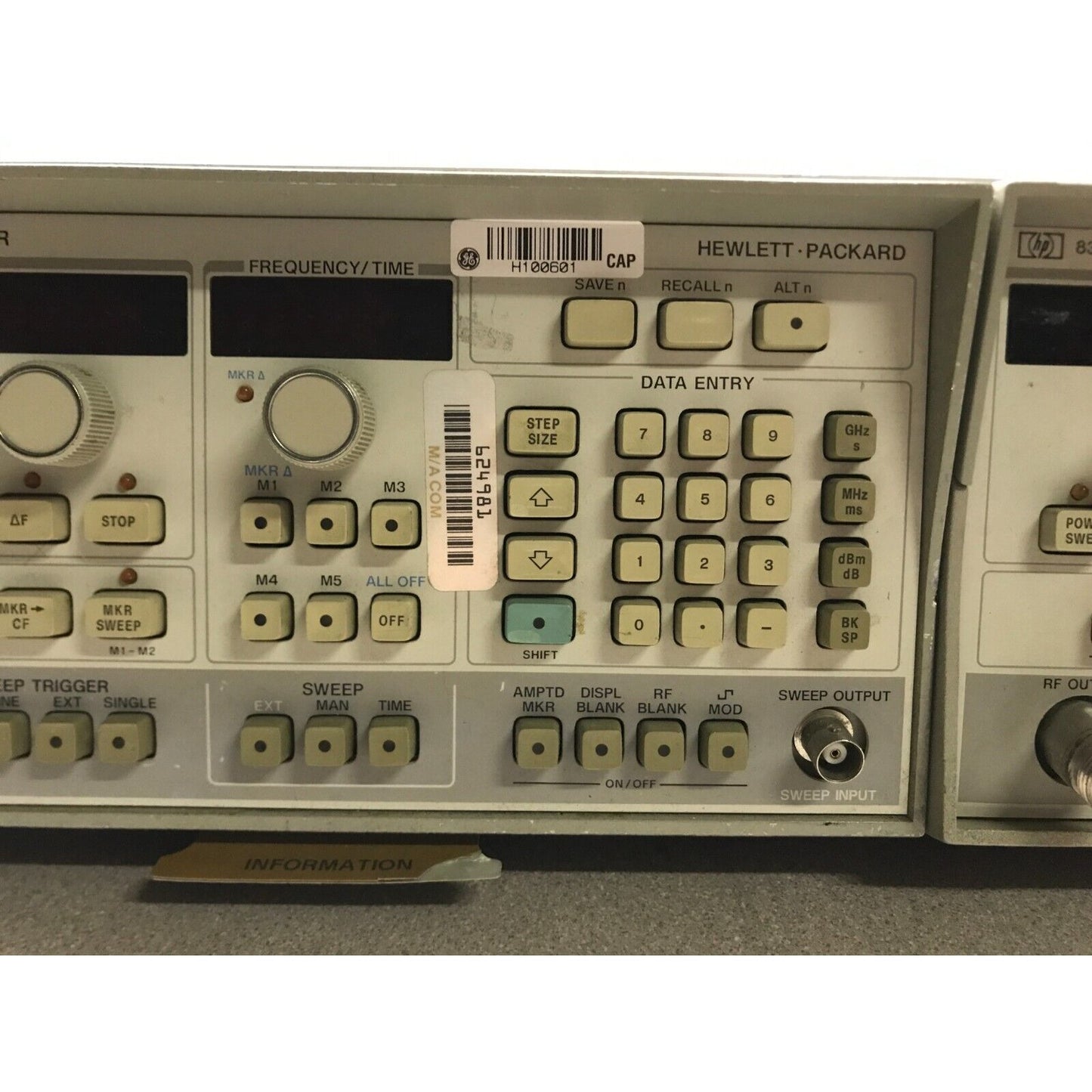 HP Agilent Mainframe 8350A Sweep Oscillator w/ 83590A RF Plug-In 2.0-20.0 GHz