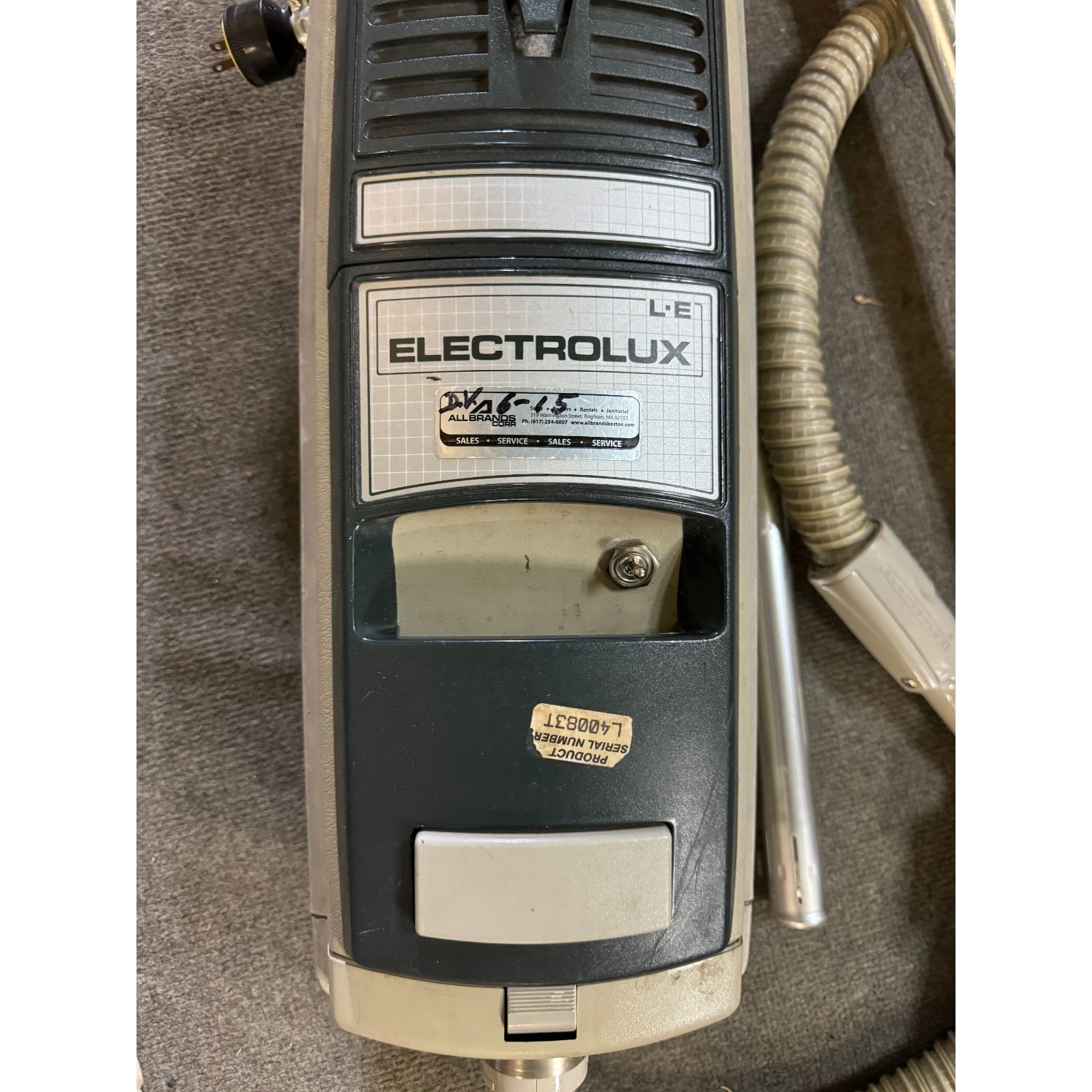 Electrolux LE Ambassador 2000 Vacuum top of cannister view