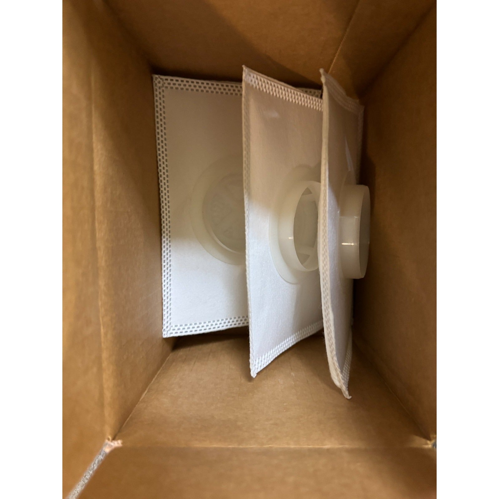 Electrolux LE Ambassador 2000 Vacuum three vacuum bags in box