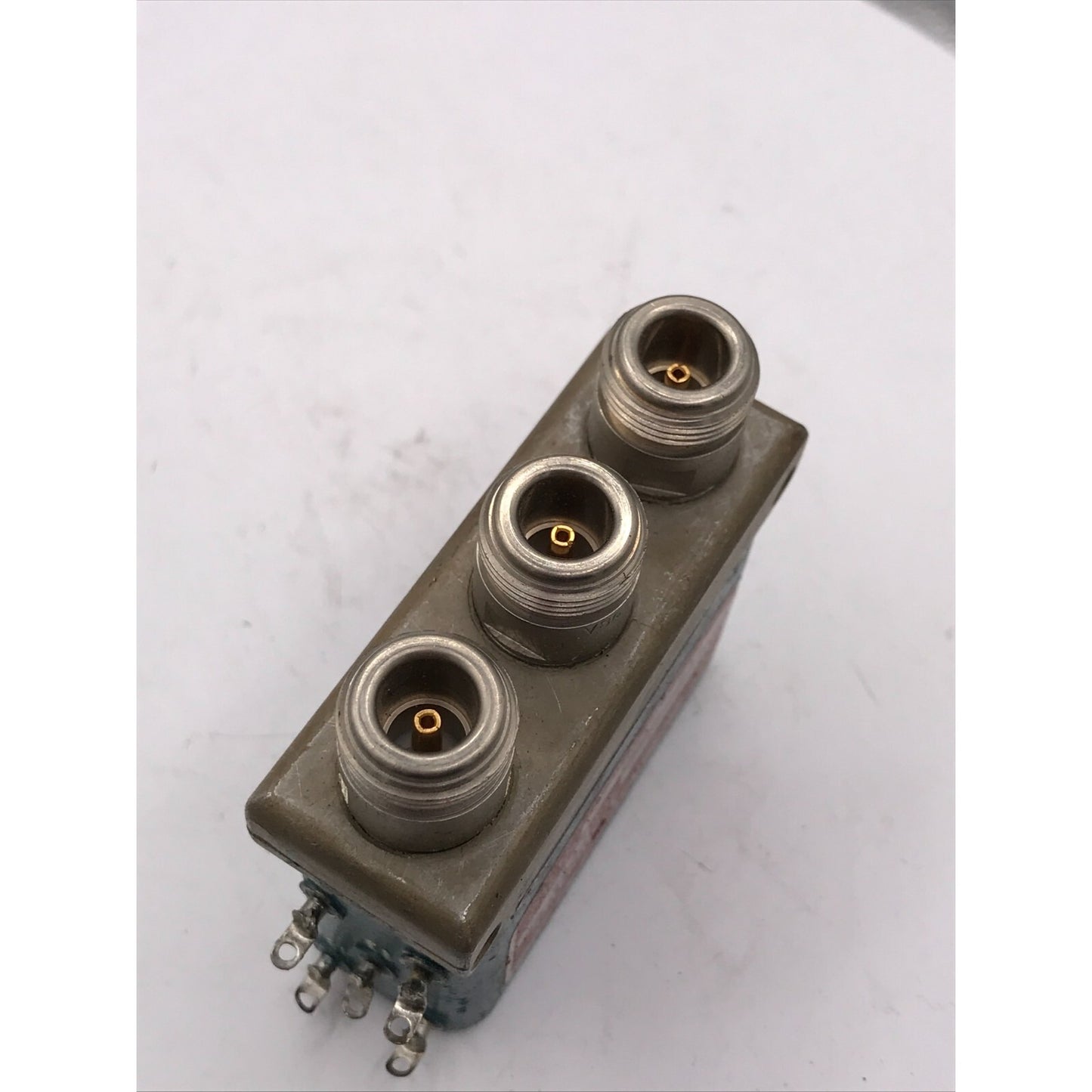 Microwave Associates 7524-PNFA Coaxial Switch Type N Connector - connector view close up