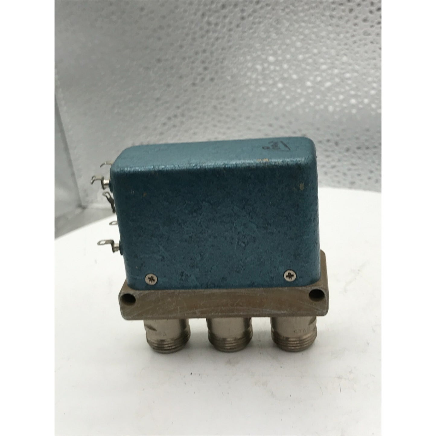 Microwave Associates 7524-PNFA Coaxial Switch Type N Connector back side