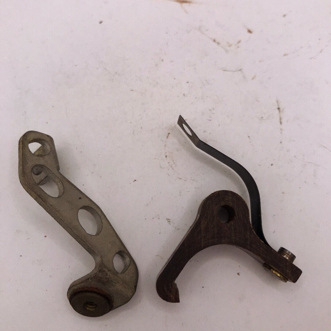 Fairbanks Morse Q2437 Magneto Ignition Points Set top view closeup