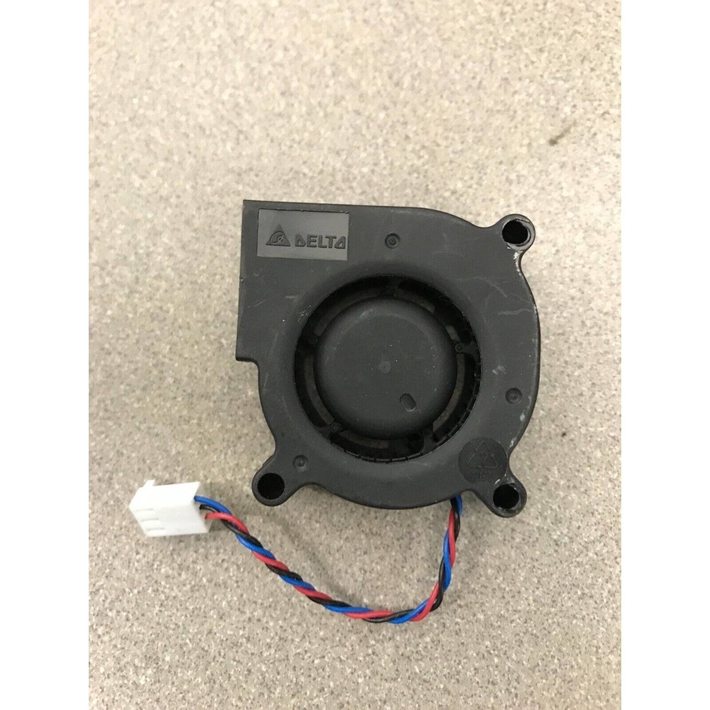 DC 3wire Projector Cooling Brushless Fan DC 12V 0.28A Model BFB0512VHD back view