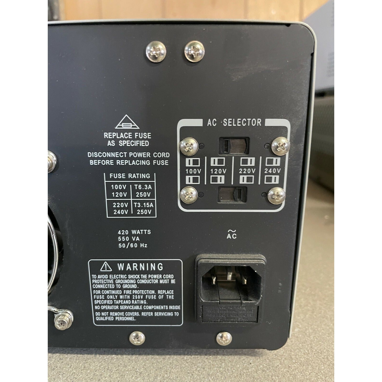 TENMA 72-6615 LABORATORY DC POWER SUPPLY 0-30 VOLT 3 OUTPUT back panel closeup