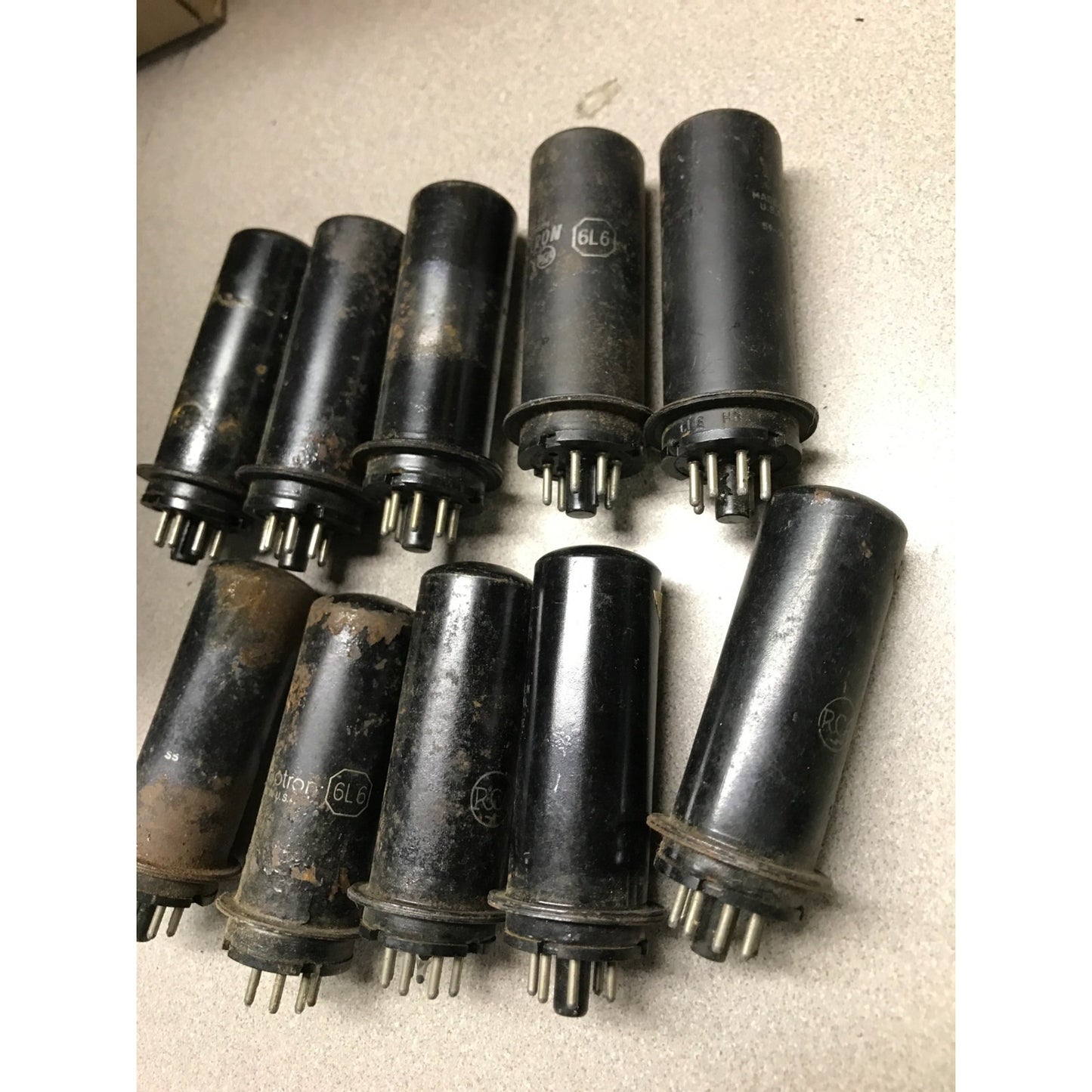 6L6 Vacuum Tubes RCA Radiotron lot of  10 top view