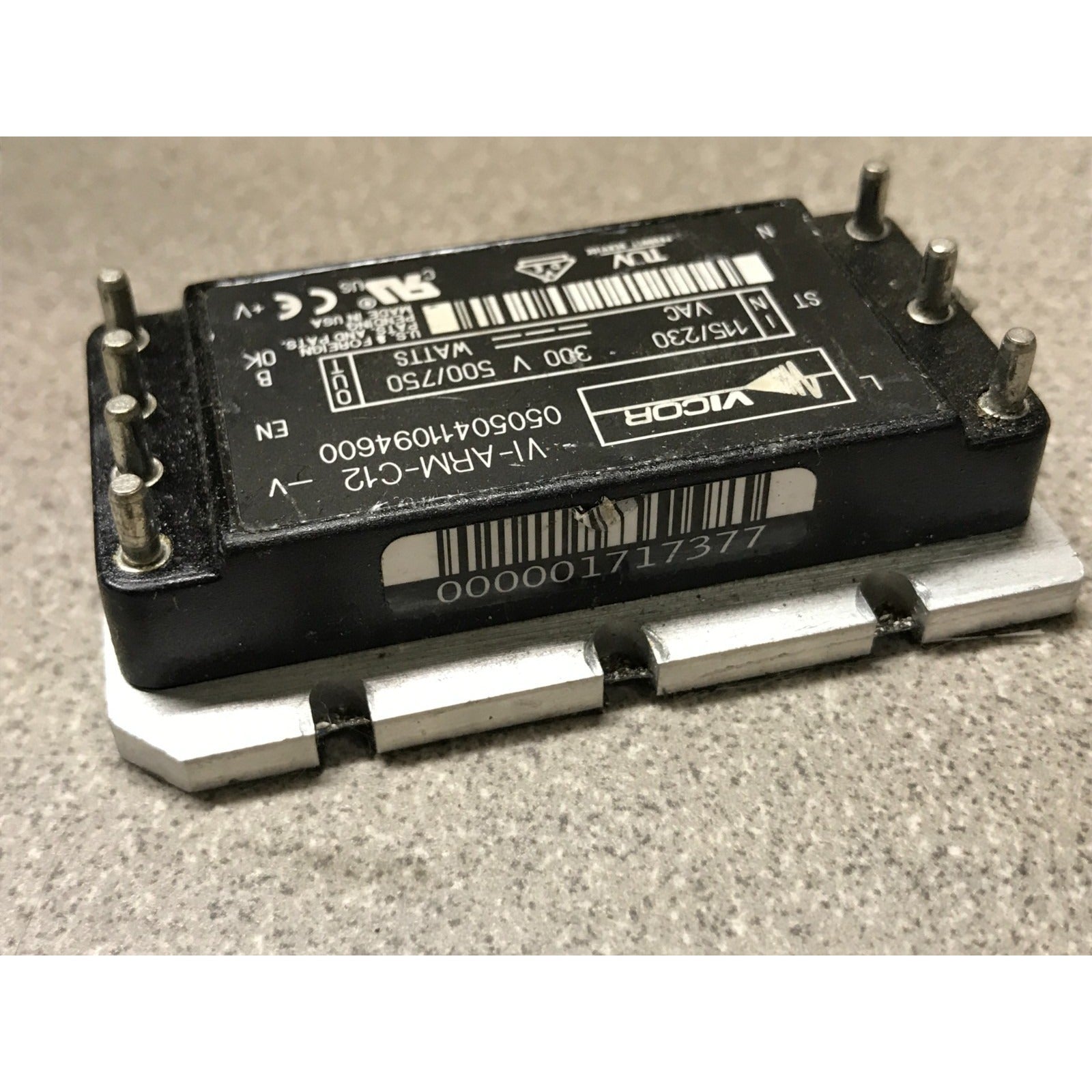 Vicor AC/DC Converter VI-ARM-C12 closeup 