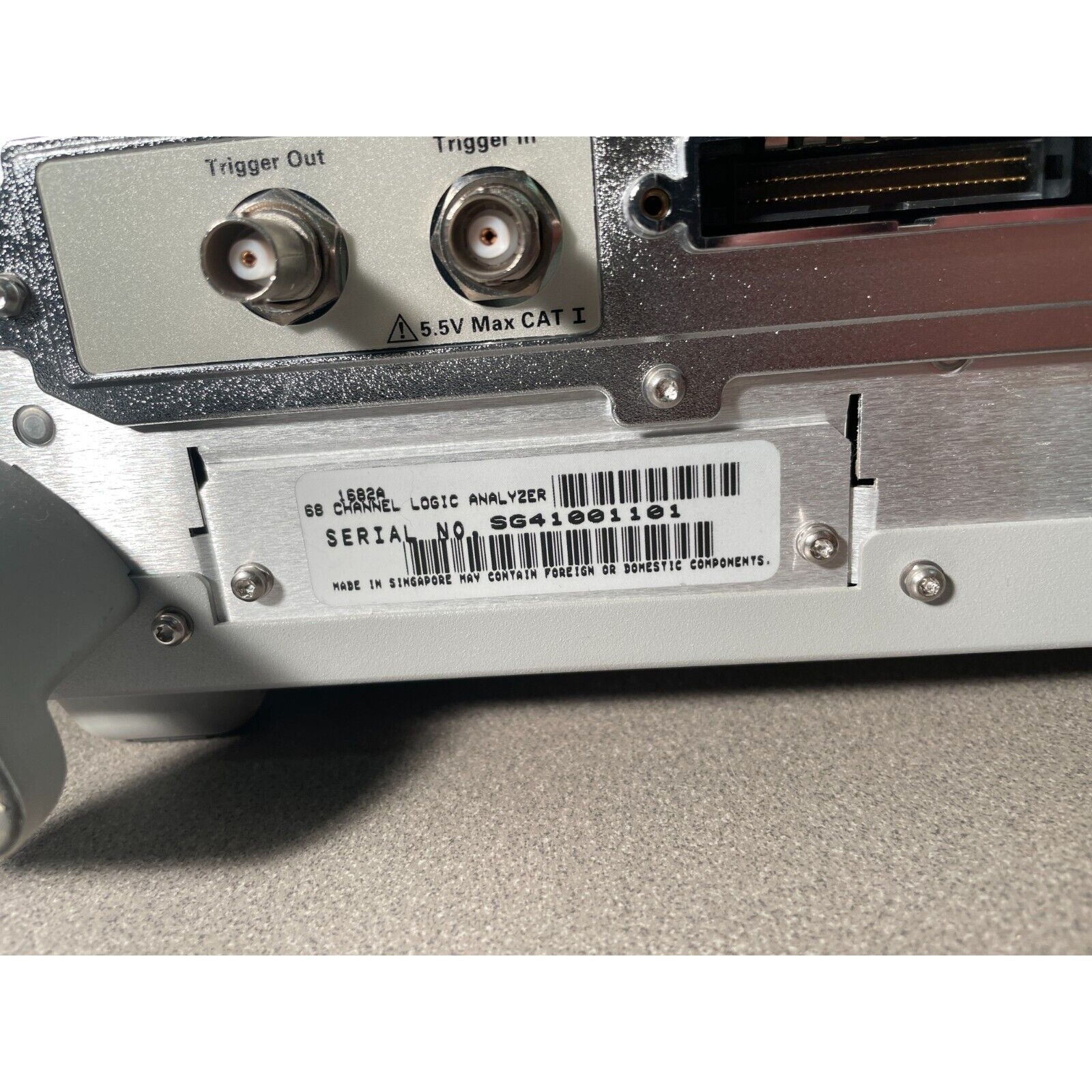 HP/Agilent 1682A Standalone Logic Analyzer product label closeup