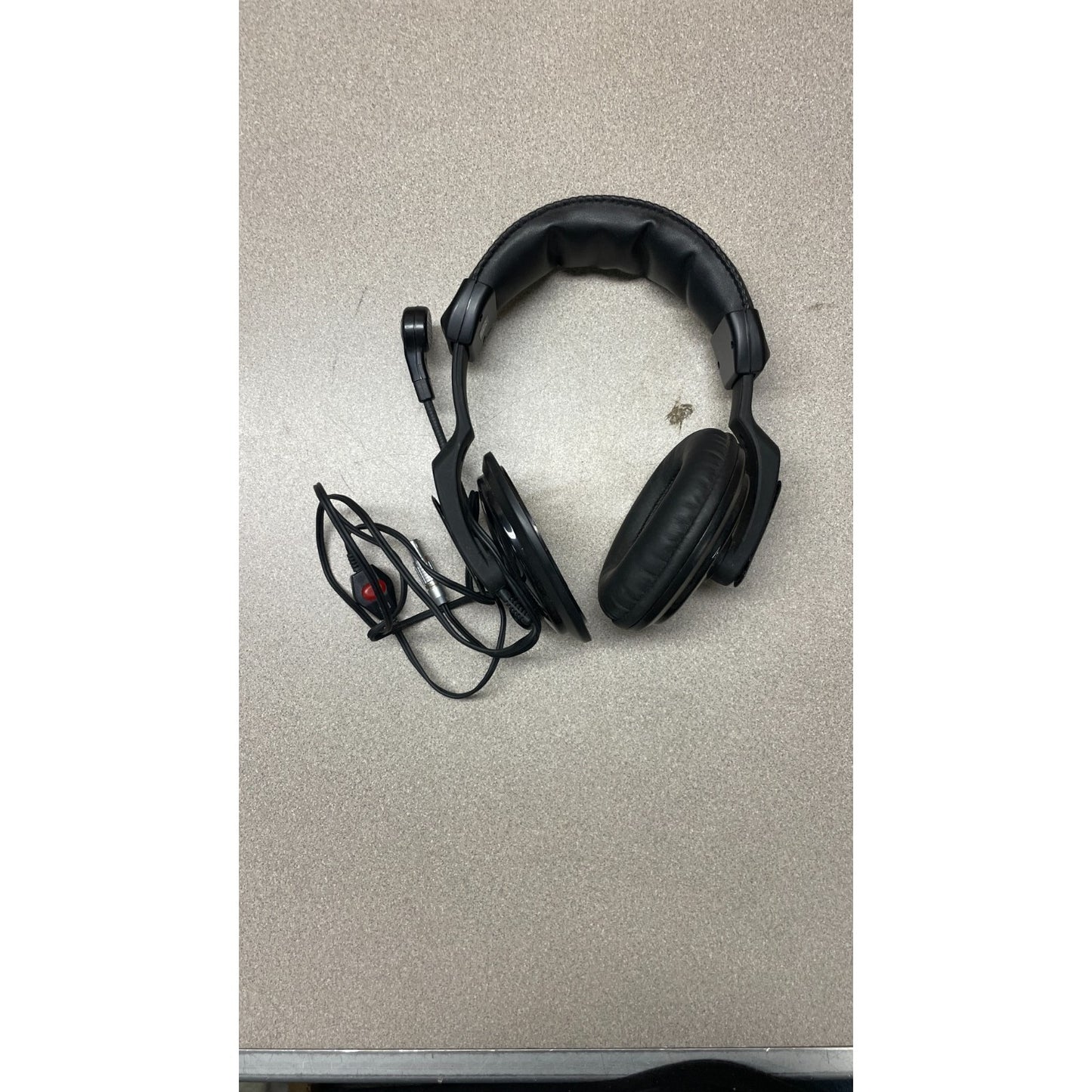 Ritron Headset with LEMO Connector and PTT (Push To Talk) top view