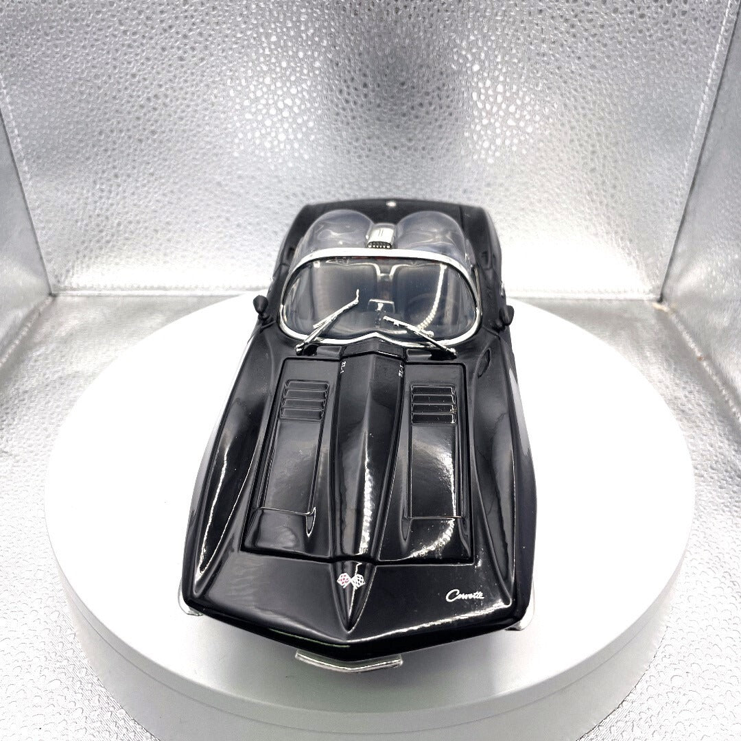 1961 Mako Shark Black Die Cast Scale: 1/18, No.68802 front view