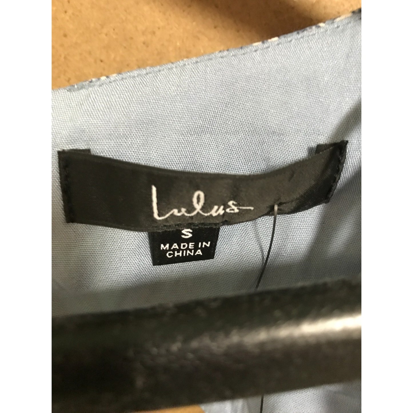 Lulus label on a garment with 'Made in China' text
