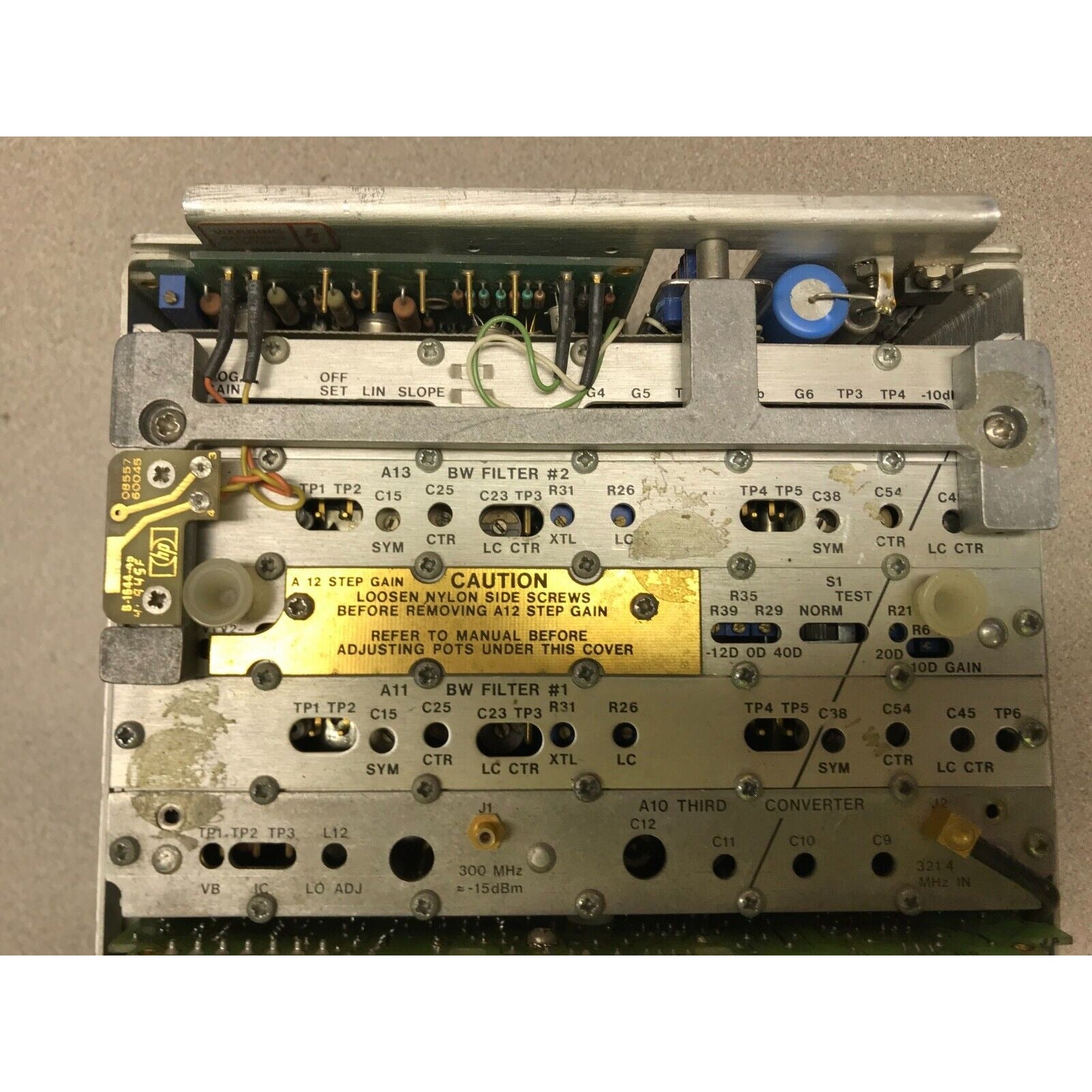 Agilent Hewlett Packard HP 8559A .01 to 21 GHz portable spectrum analyzer. Simple 3 knob operation. Digital storage. back panel