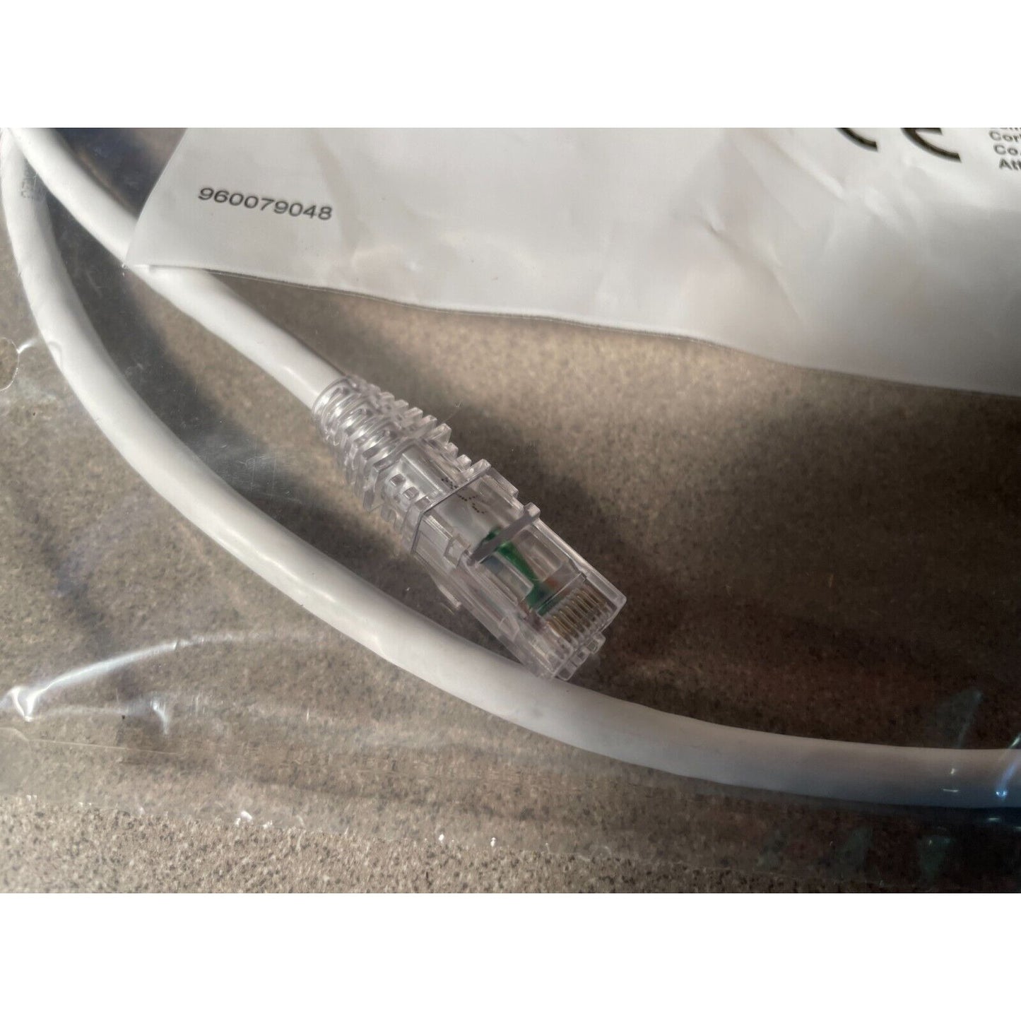 Commscope Uniprise UNC6-WH-5F Ethernet Cord