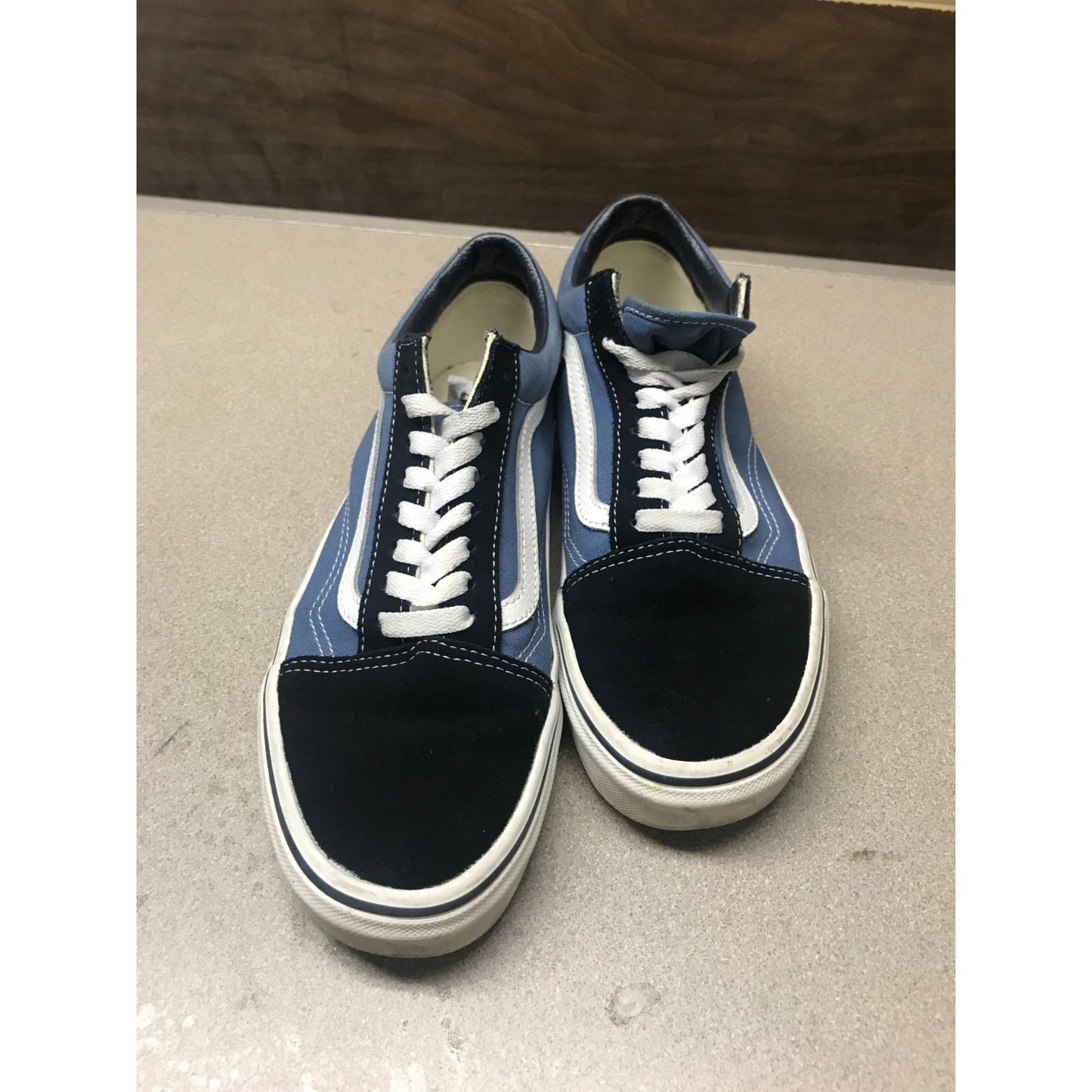 Vans Low Top Light and Dark Blue Canvas Shoe, US Men 7, US Woman 8.5, Lightly Used, 500714 front view of shoes