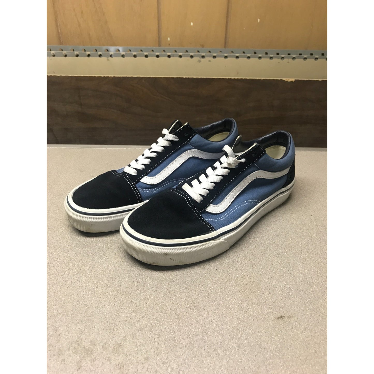 Vans Low Top Light and Dark Blue Canvas Shoe, US Men 7, US Woman 8.5, Lightly Used, 500714 front/side view 