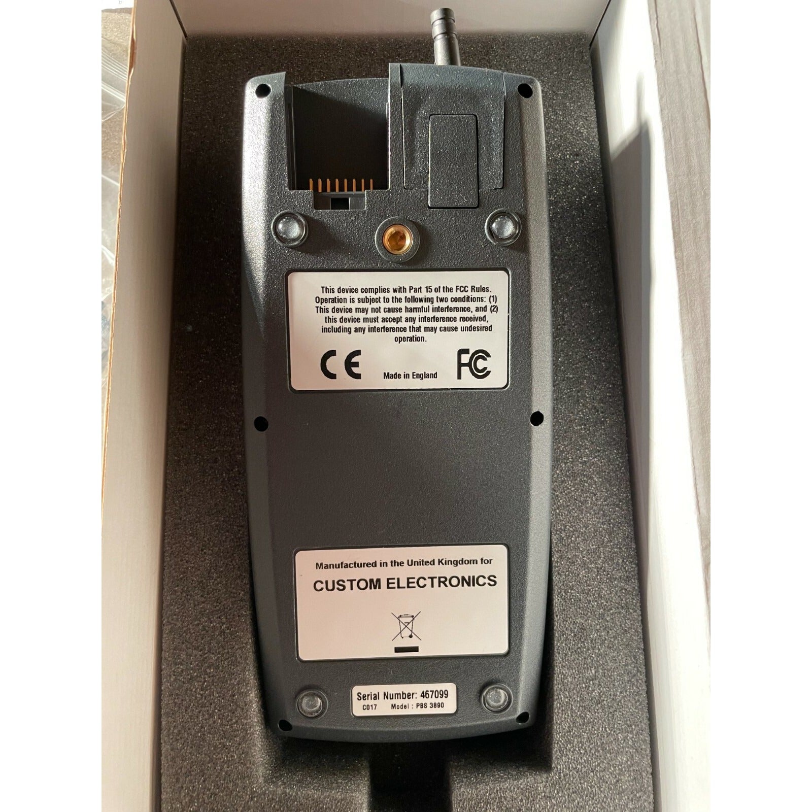 Oyster Hand-Held Terminal OT40 back of unit