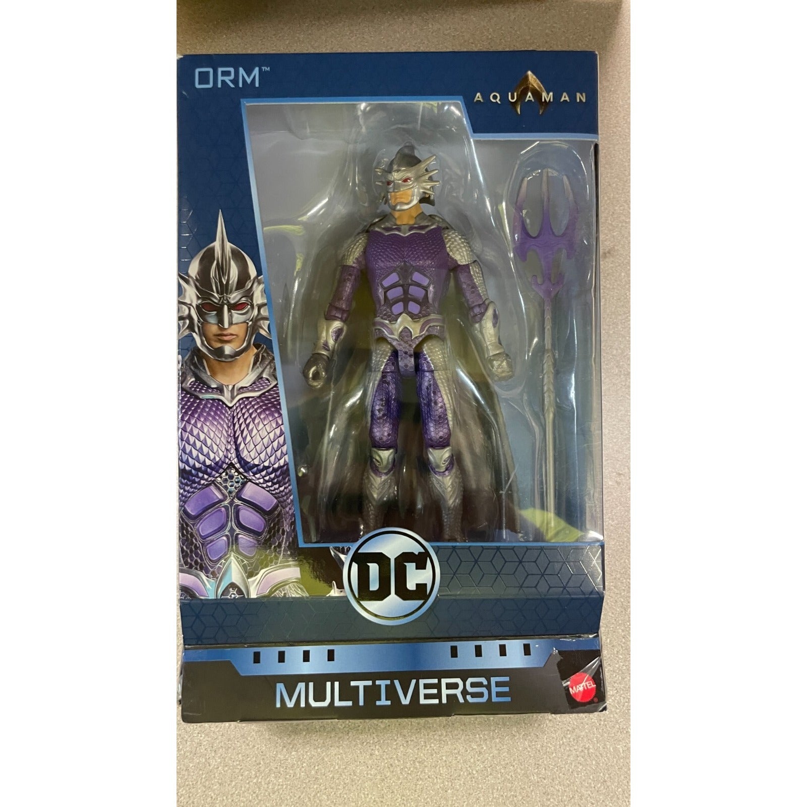 Collect & Connect DC Multiverse ORM Aquaman Figure, missing a build piece front of package displaying action figure