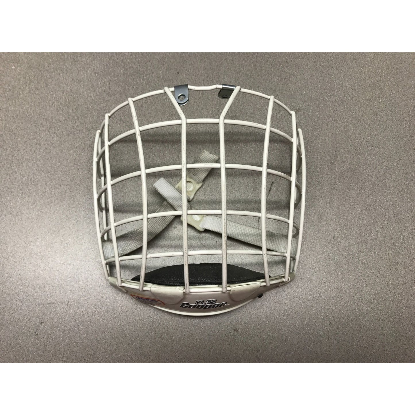 Cooper Hockey Face Mask Cage White VL 50 w/ Chinstrap Vintage front view