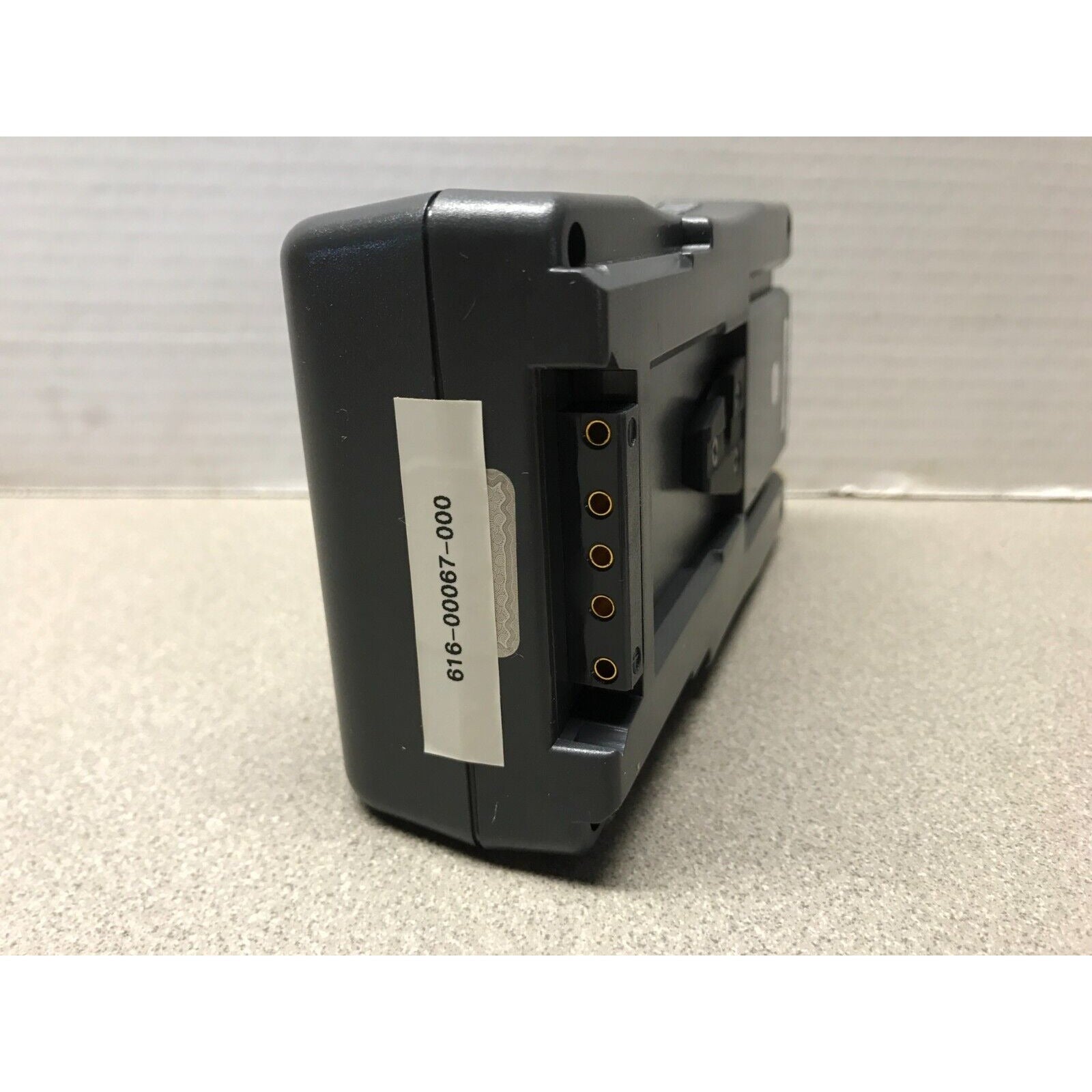 VariZoom S-8080S Lithium Ion Battery Pack side view with connections