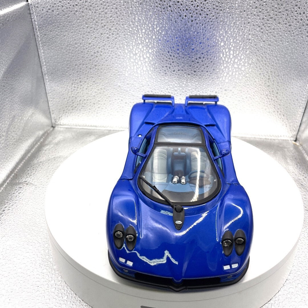 Motor Max Pagani Zonda C12 Blue Die Cast, Scale: 1/18 No. 73147 front end