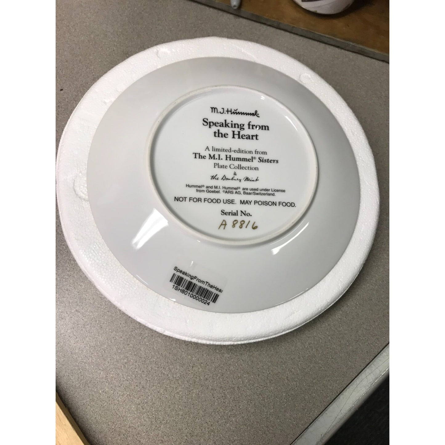 MJ Hummel Sisters Plates "Speaking from the Heart," back of plate with product details and serial number Set of 4 Serial No. A8816