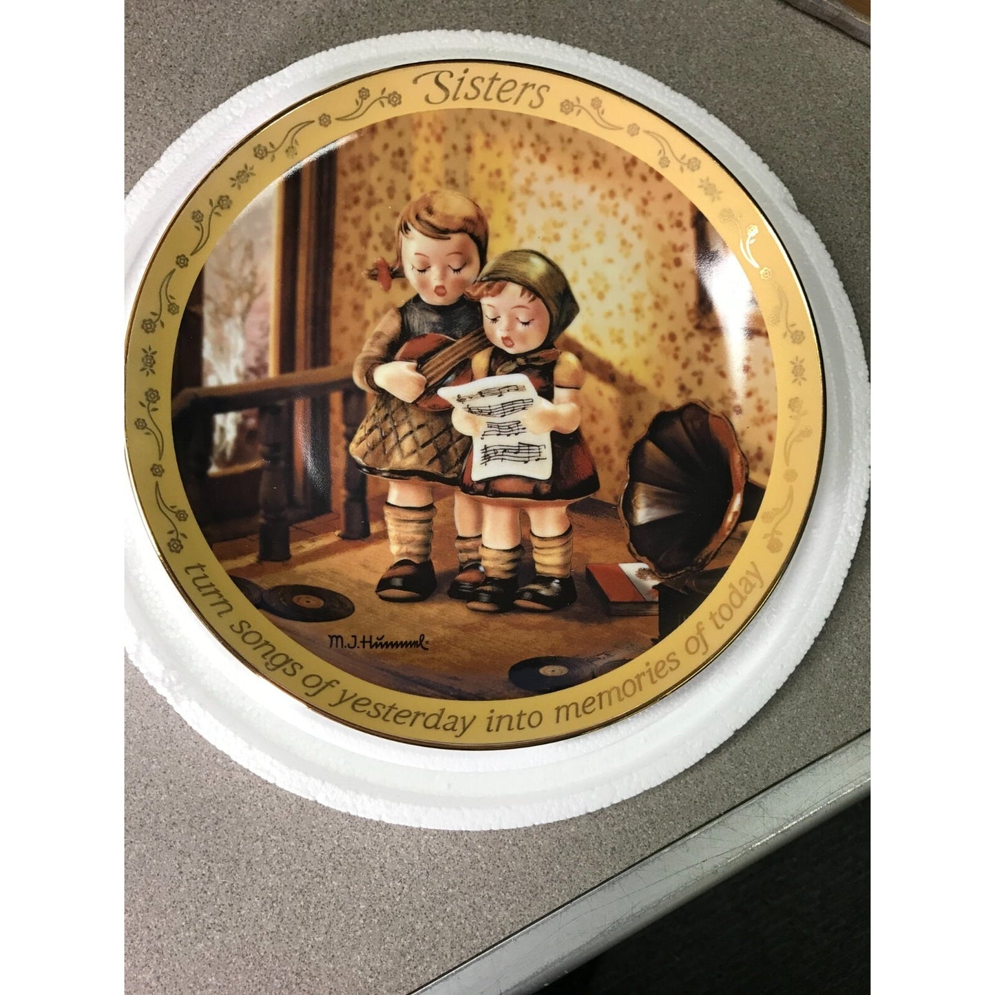 MJ Hummel Sisters Plates front view of "Sisters" plate Set of 4 Serial No. A8816