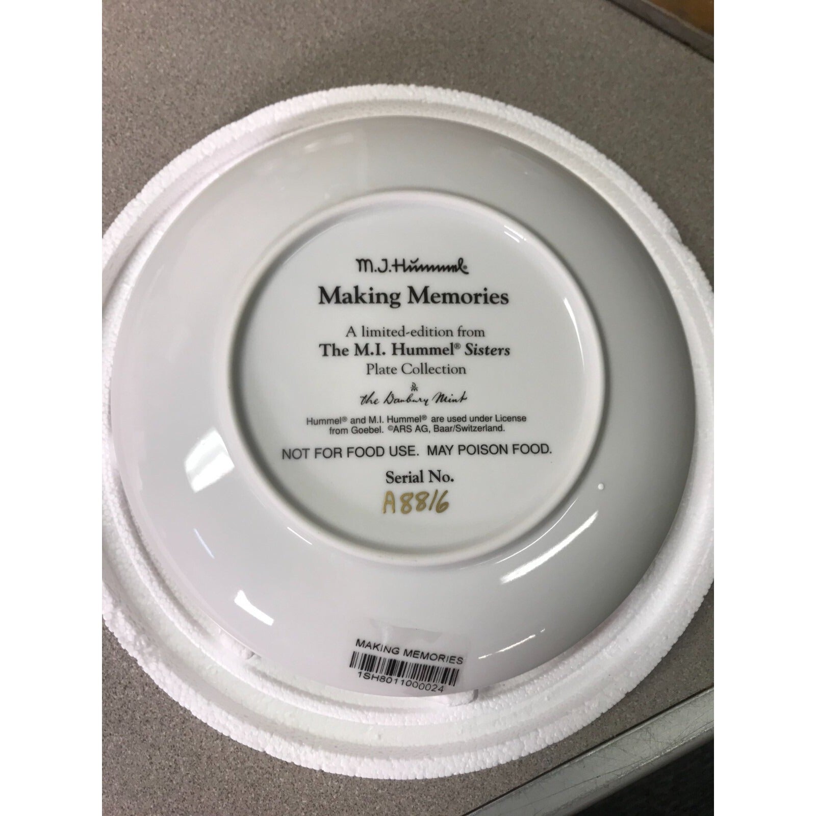 MJ Hummel Sisters Plates "Speaking from the Heart," "Making Memories," "Make Life a Little Sweeter," "Every Day a Treasure" Set of 4 Serial No. A8816 back side of "Making Memories" plate item details and serial number