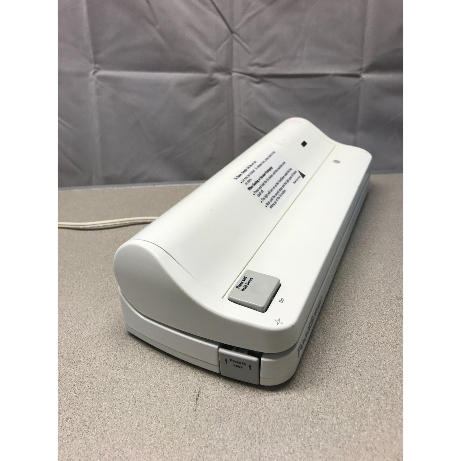 FoodSaver Vacuum Sealer Vac 550 top and side of unit